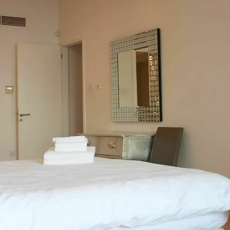 Appartement Beachfront Luxury Larnaca